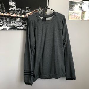 gray adidas sweatshirt with pockets